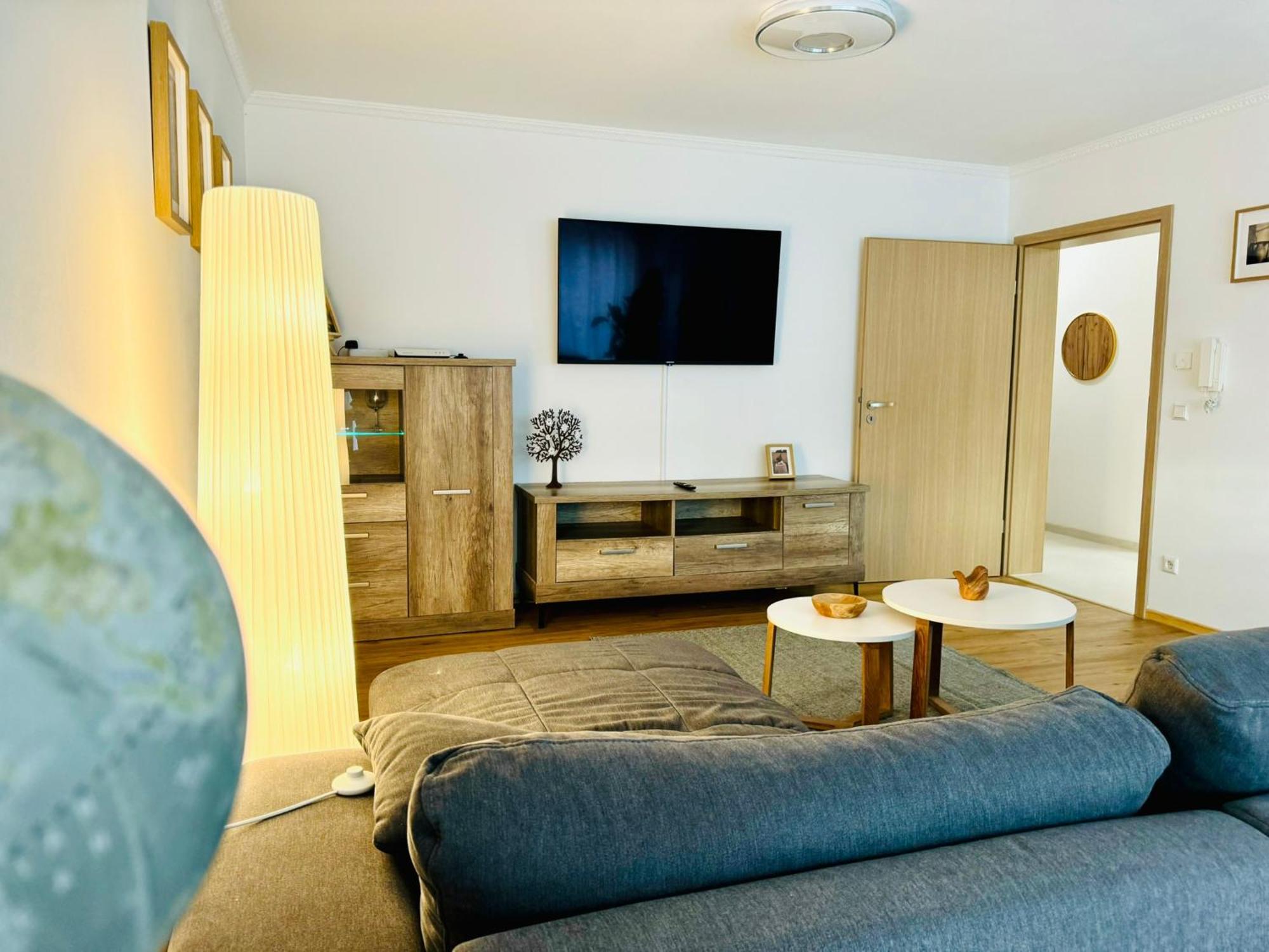 Modern Und Lichtdurchflutet - Ferienwohnung Mit Terrasse Fachbach Exteriér fotografie
